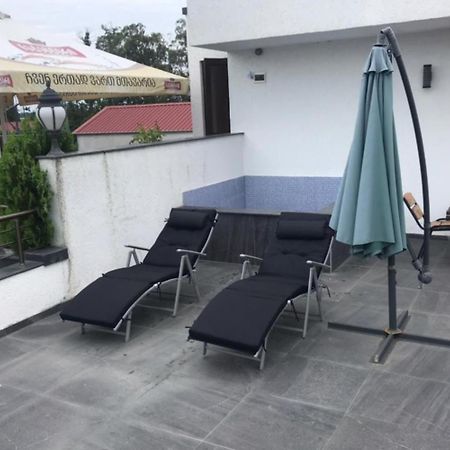 Aparthotel Family Уреки Екстериор снимка