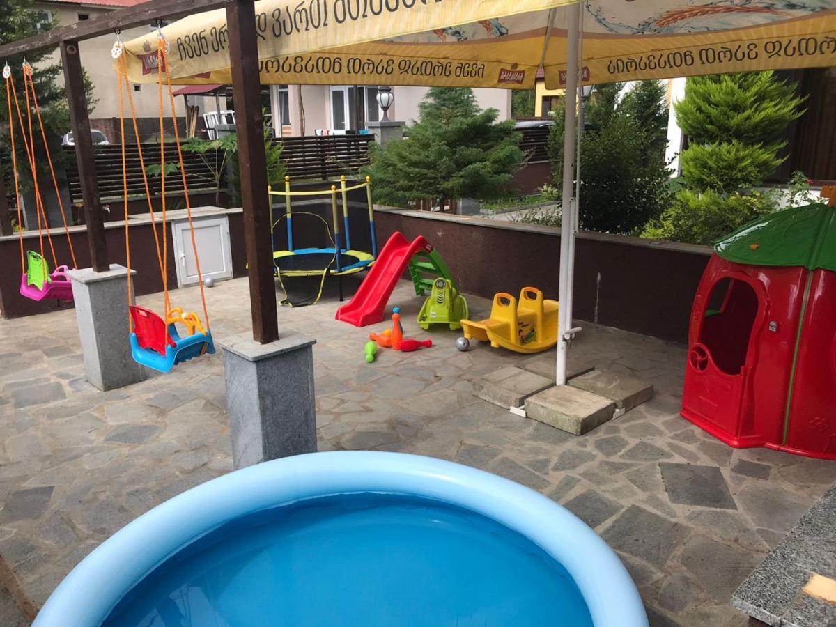 Aparthotel Family Уреки Екстериор снимка